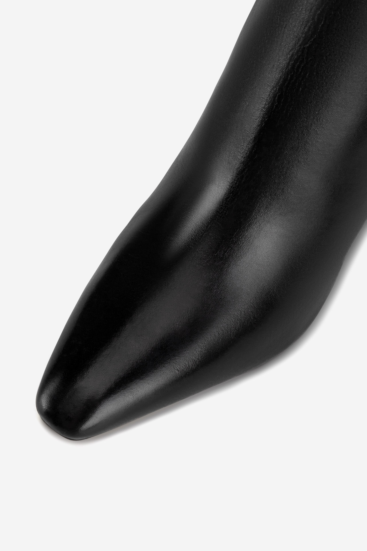 Kotníková obuv ČERNÁ