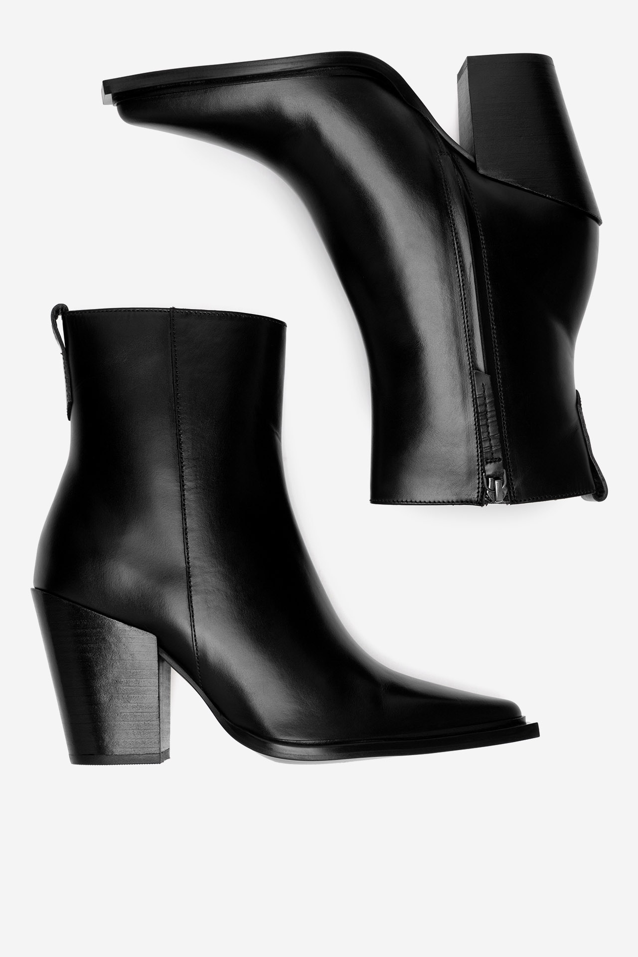 Kotníková obuv ČERNÁ