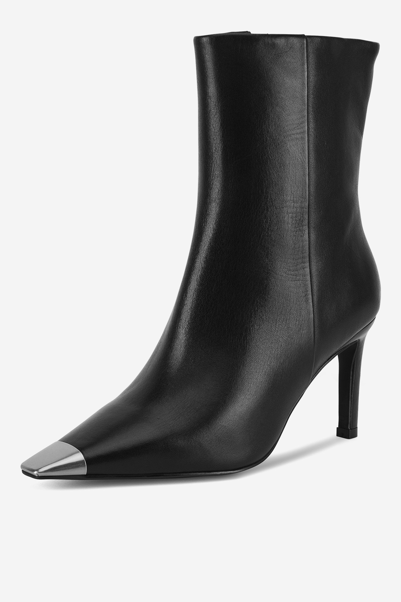 Kotníková obuv ČERNÁ