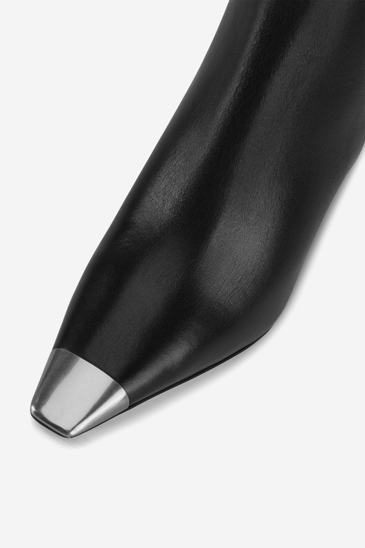 Kotníková obuv ČERNÁ