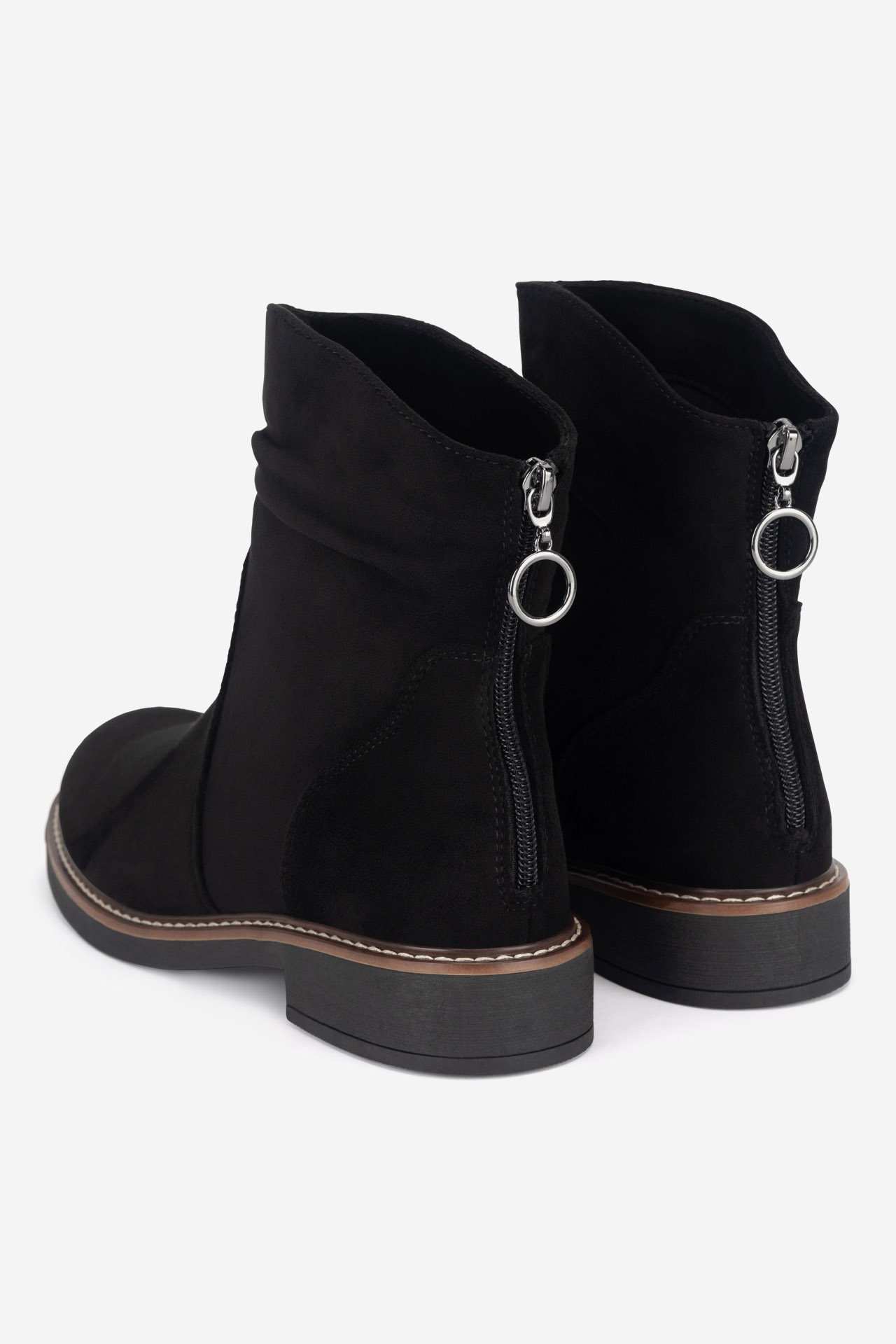 Kotníková obuv ČERNÁ