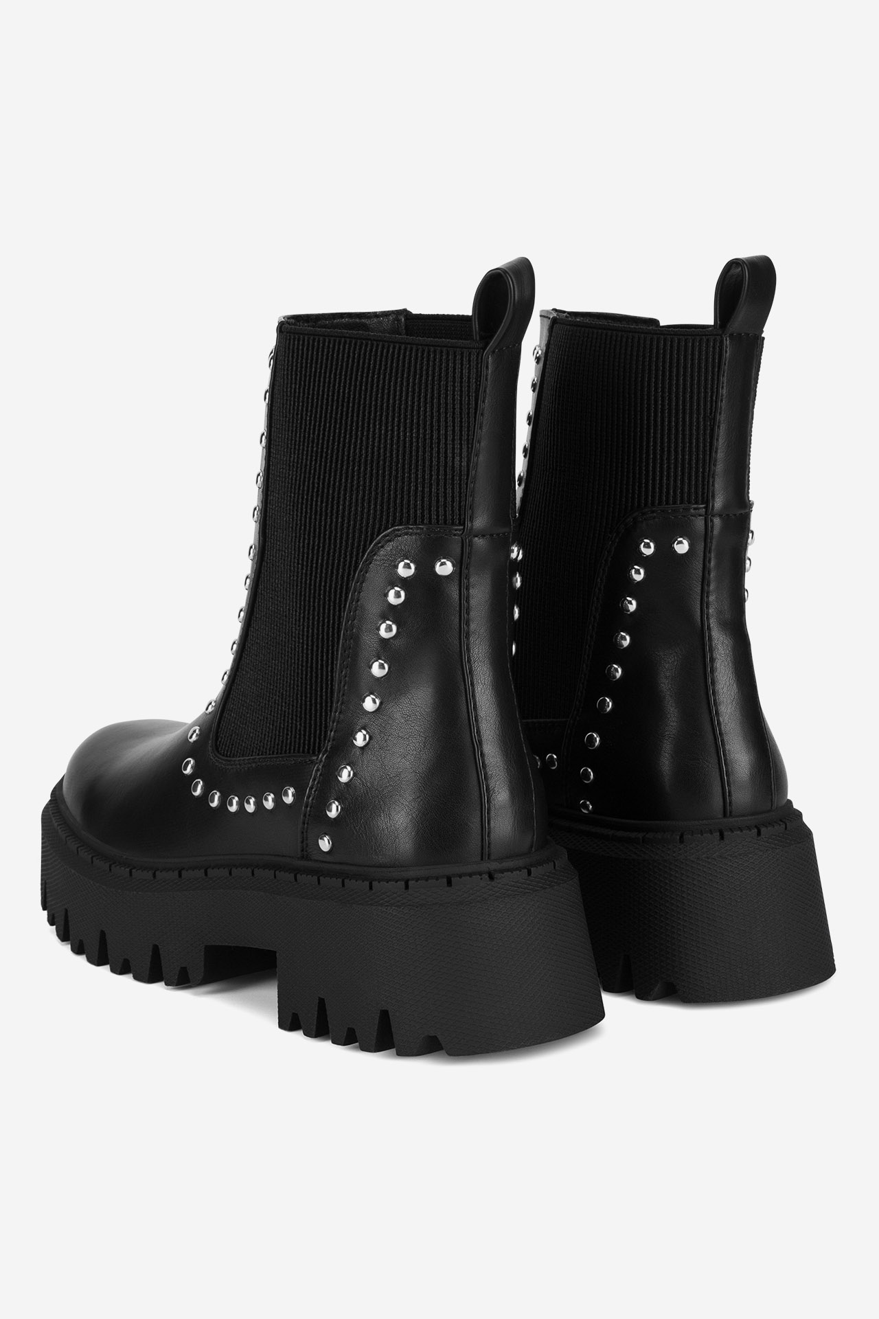 Gležnjarji chelsea Črna