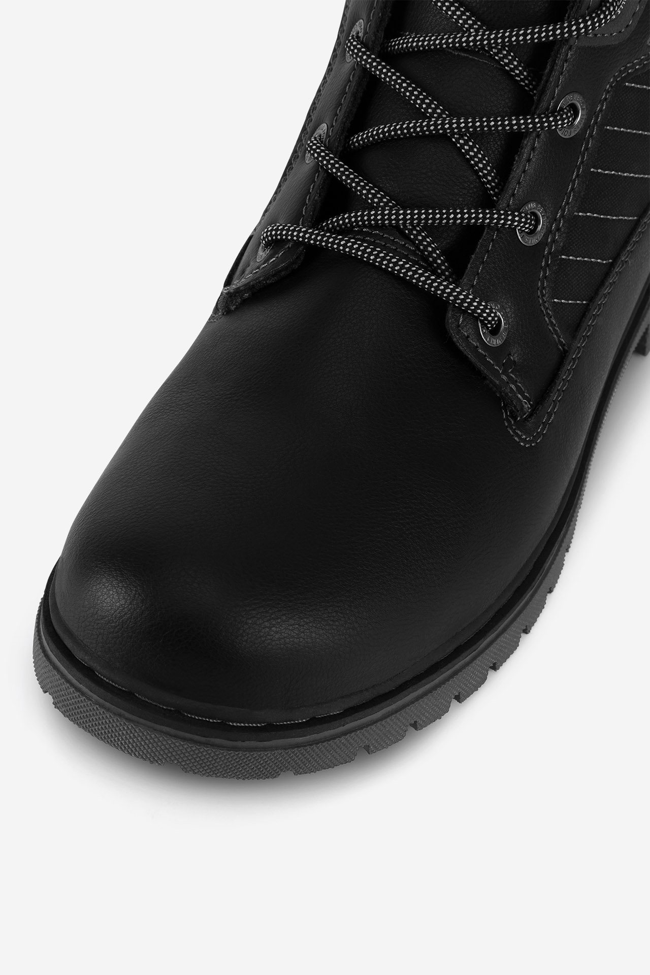 Šněrovací vyšší obuv ČERNÁ