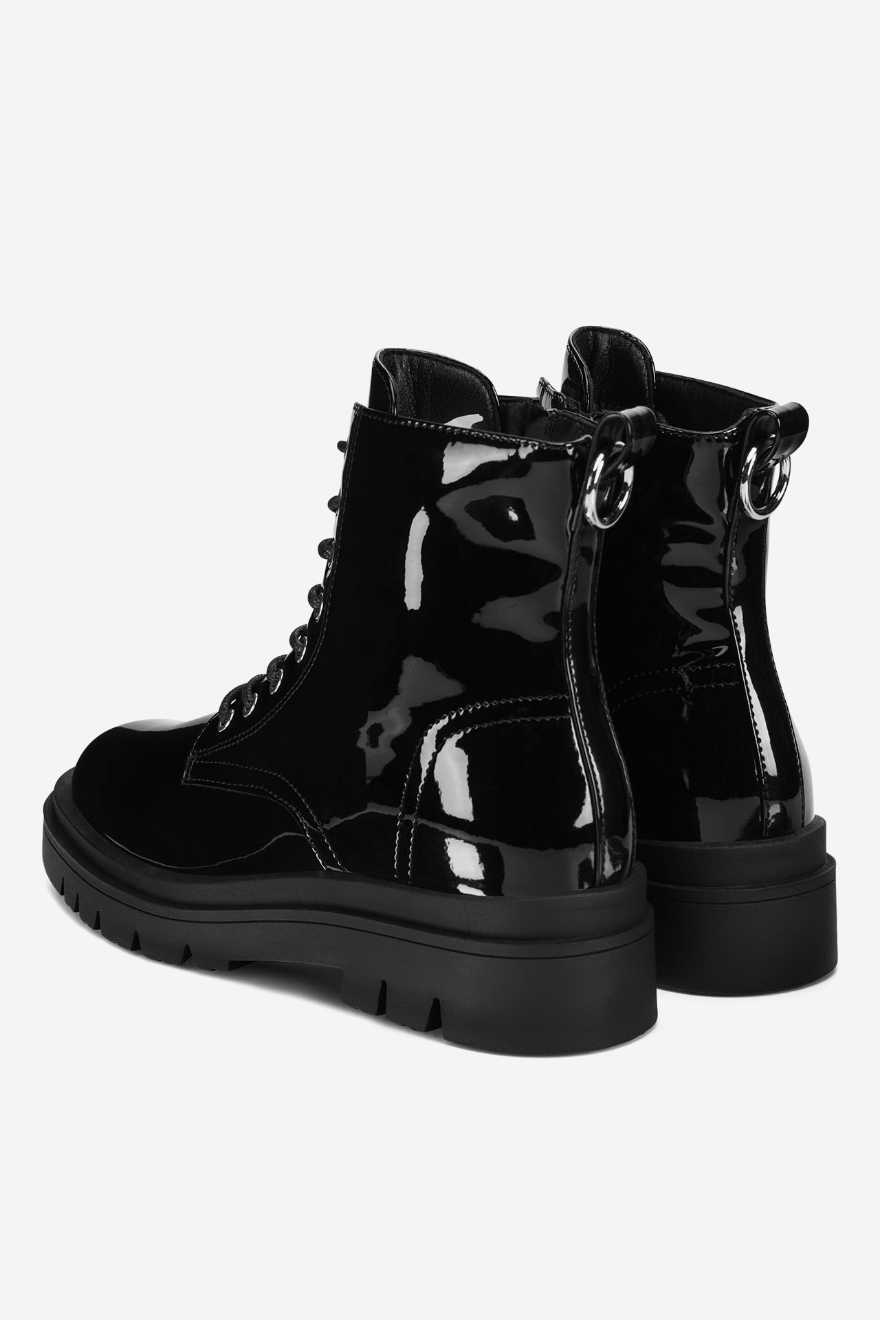 Šněrovací vyšší obuv ČERNÁ