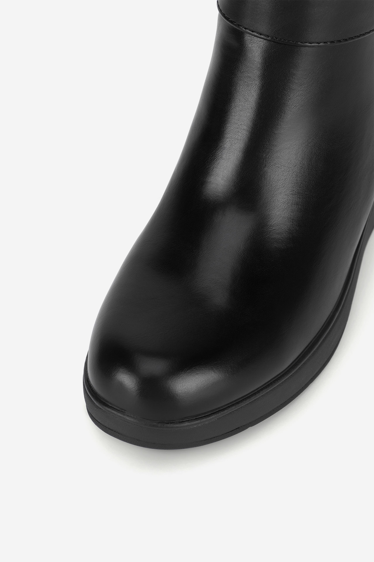 Kotníková obuv ČERNÁ