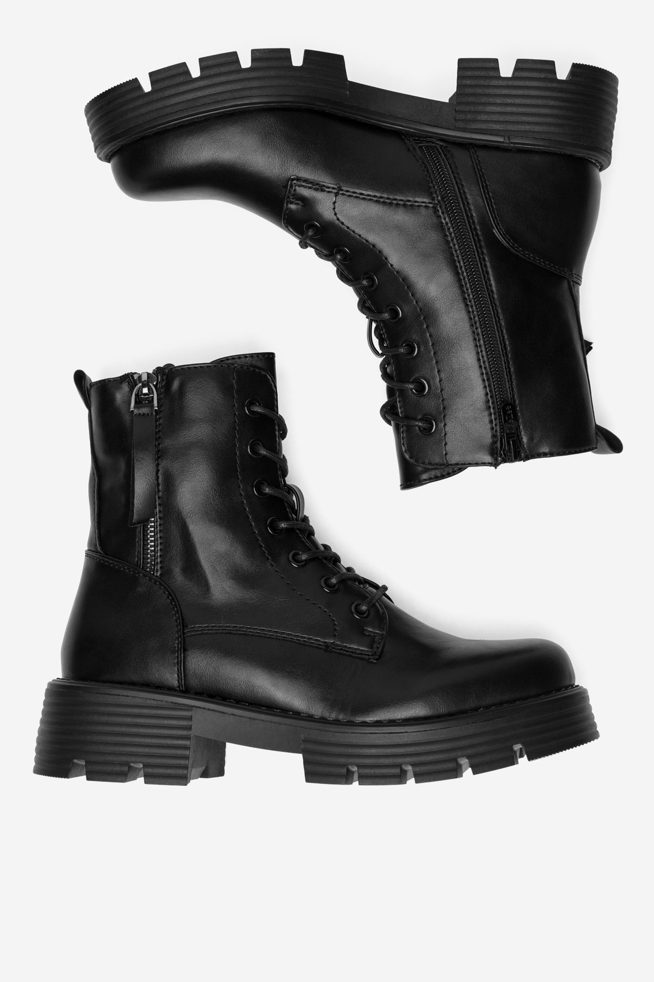 Šněrovací vyšší obuv ČERNÁ