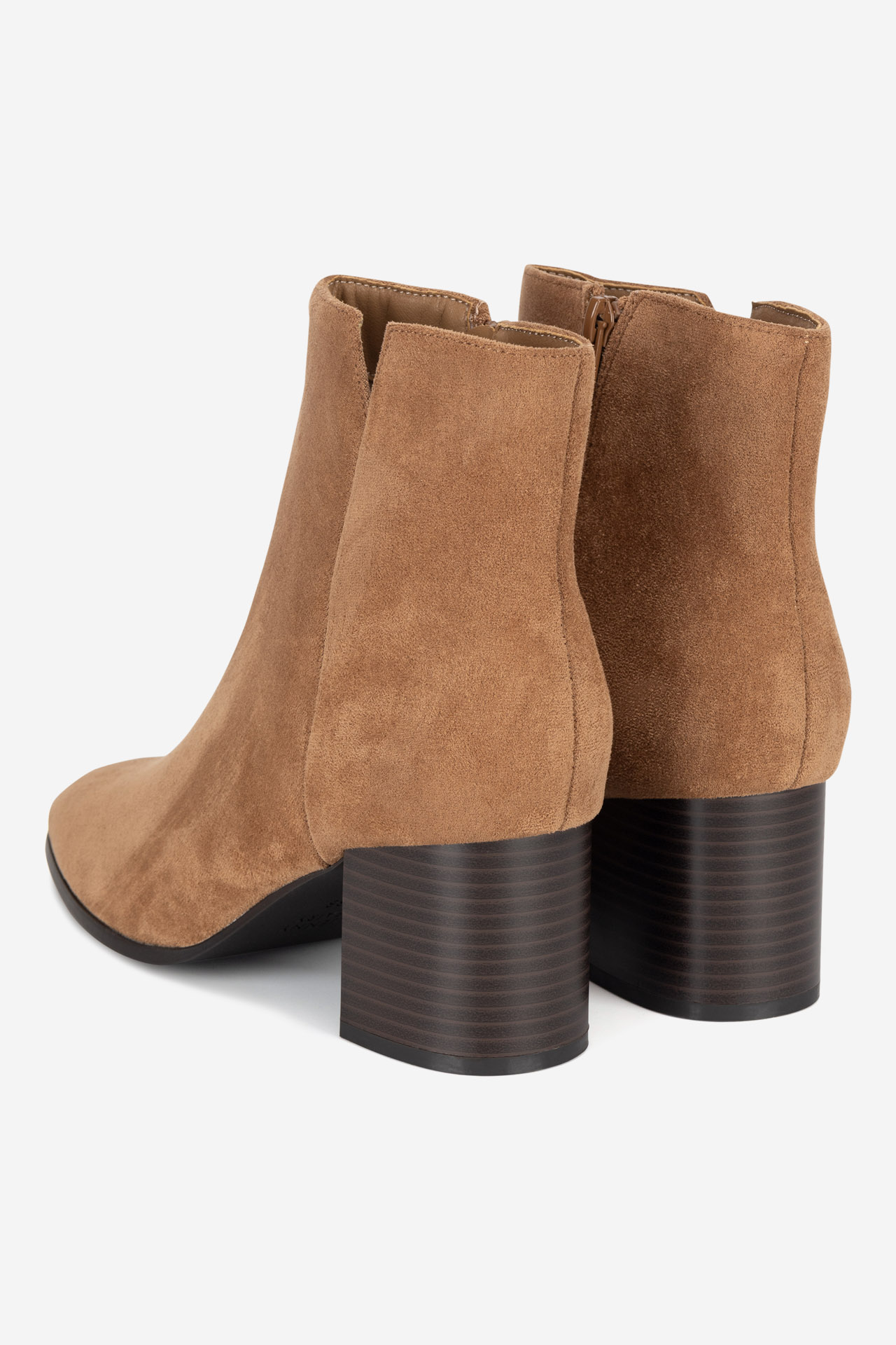 Kotníková obuv CAMEL