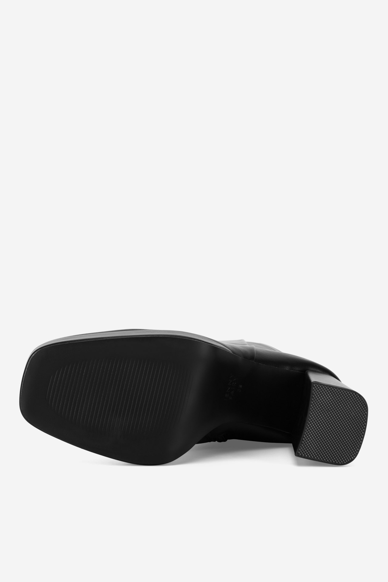 Členková obuv Čierna