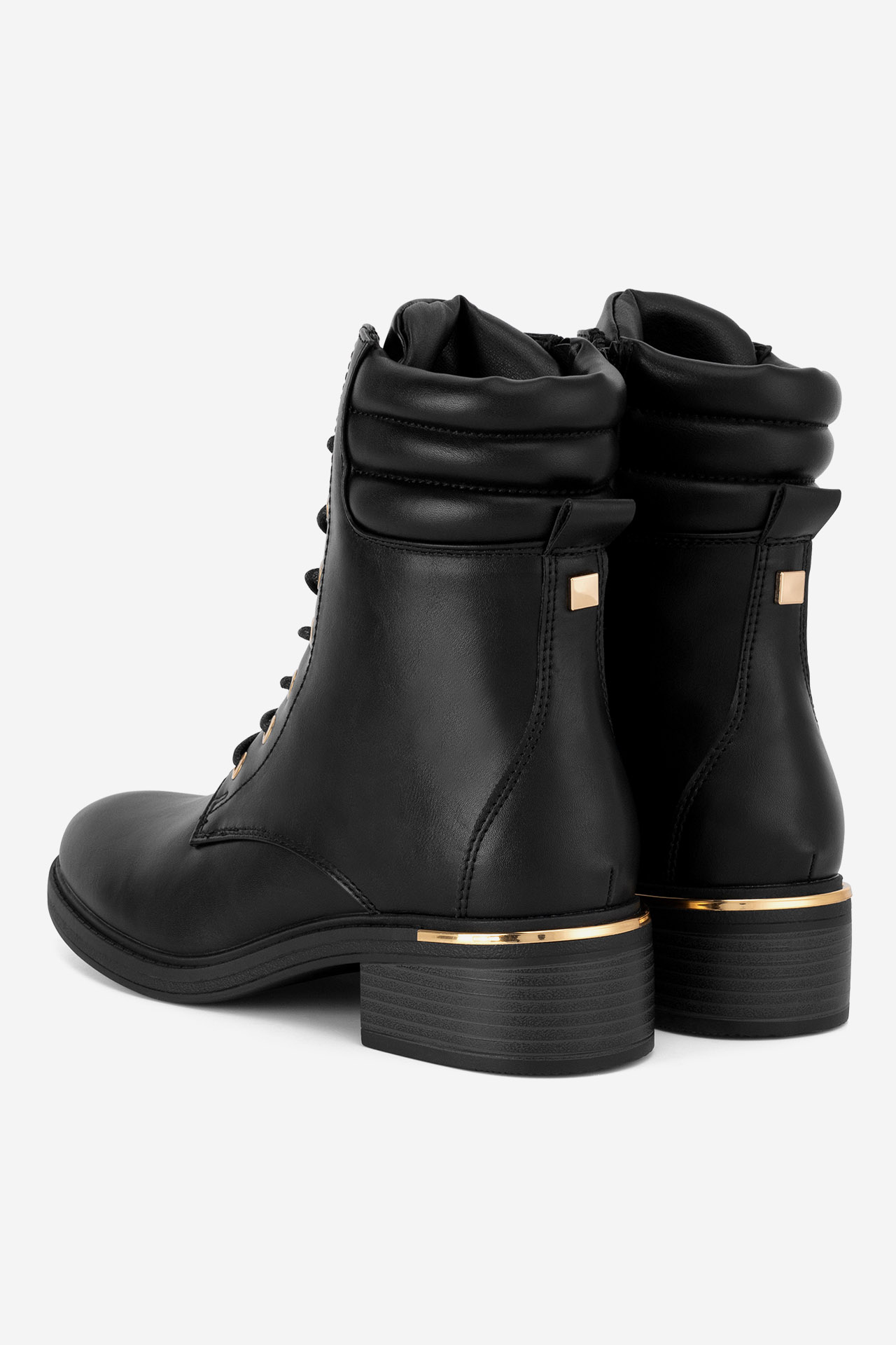 Šněrovací vyšší obuv ČERNÁ