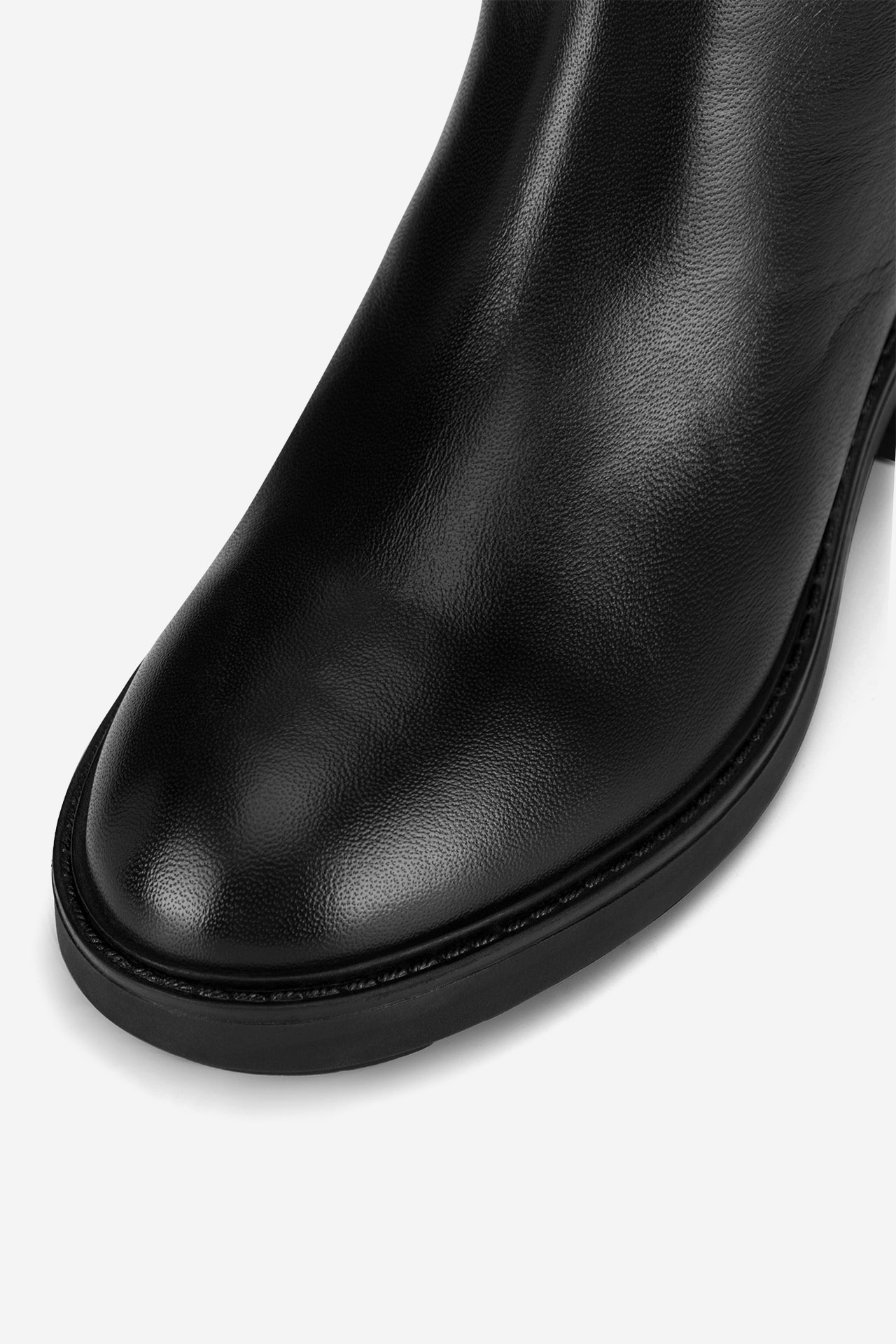 Kotníková obuv ČERNÁ