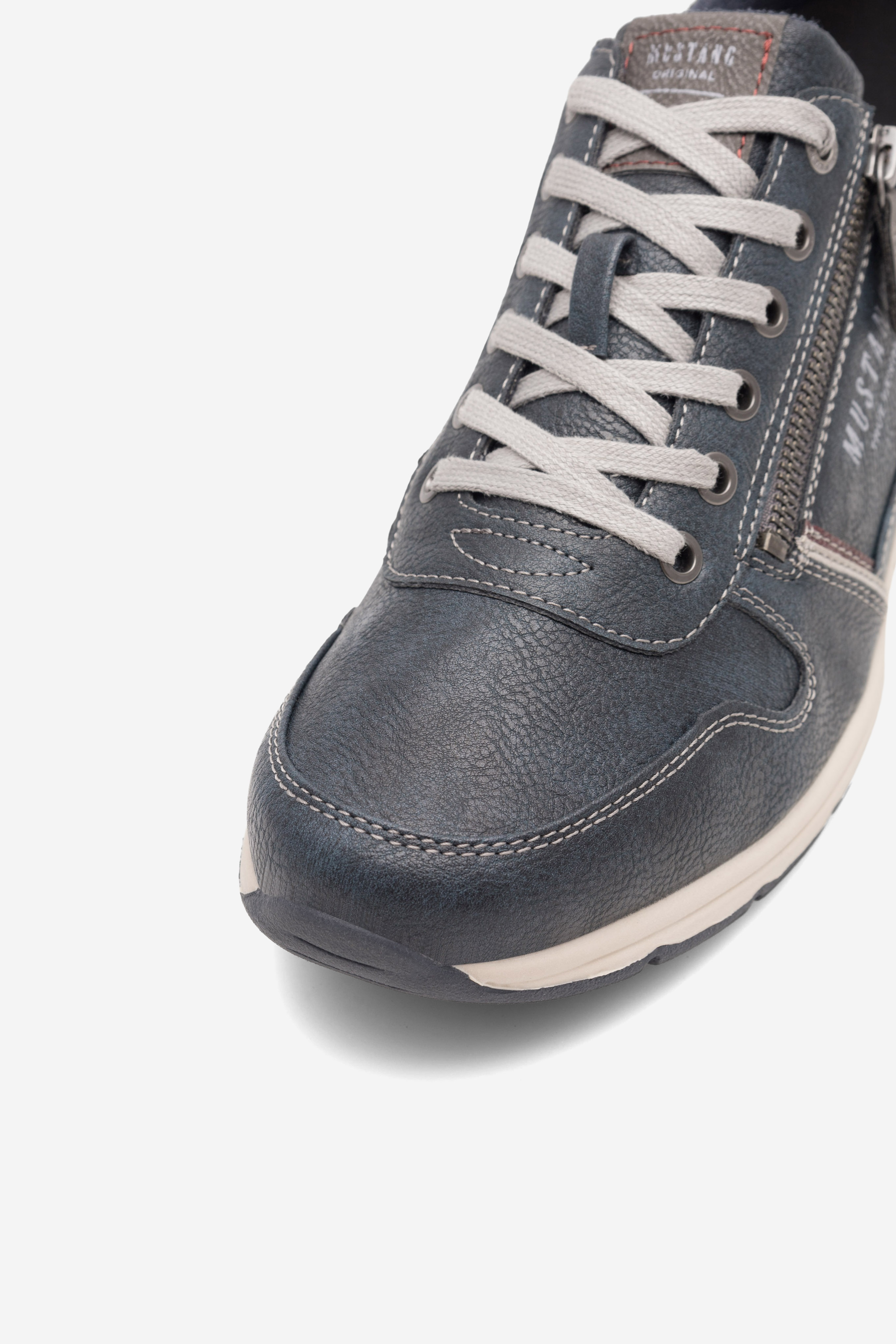 Superge Mornarsko modra