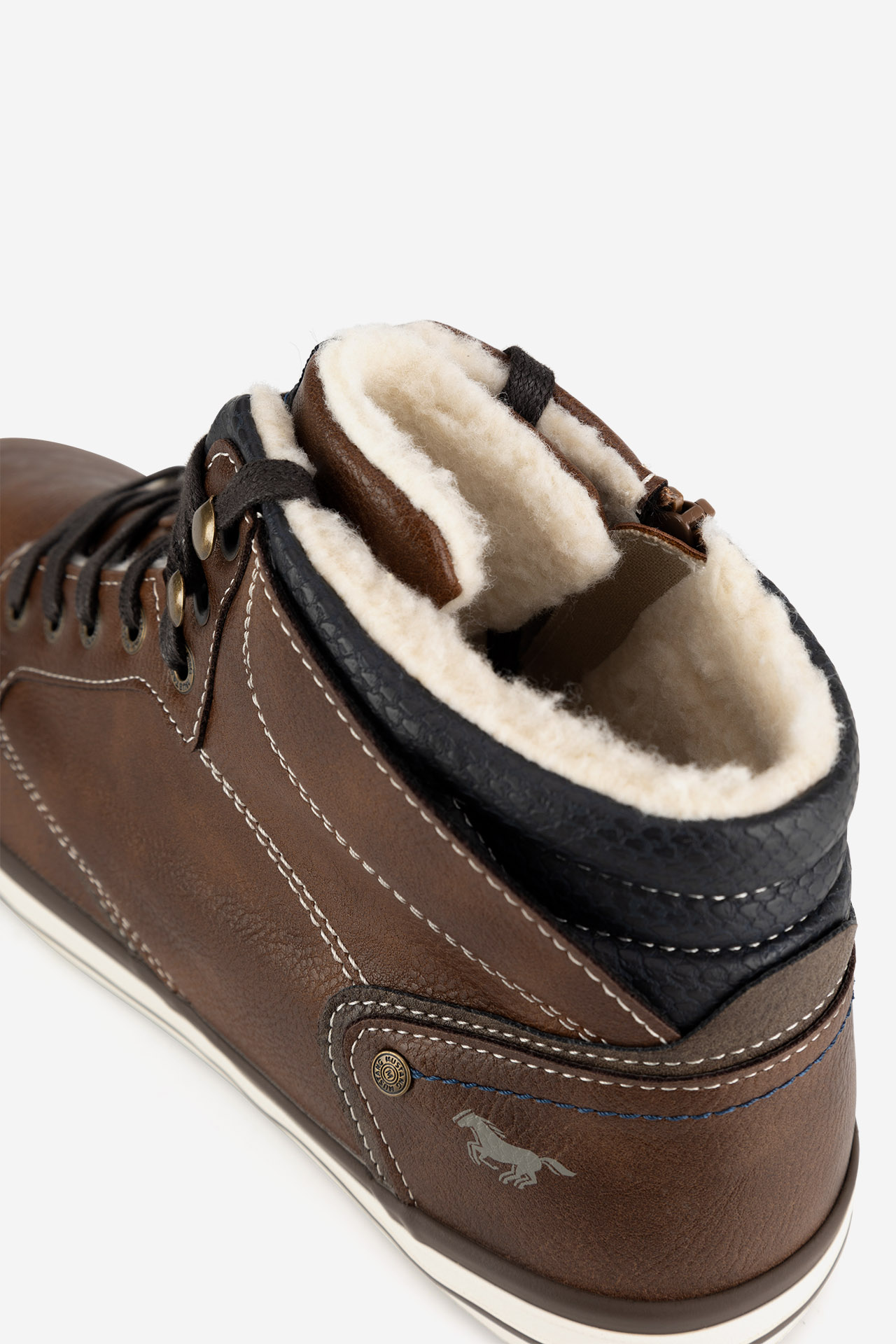 Šněrovací vyšší obuv HNĚDÁ