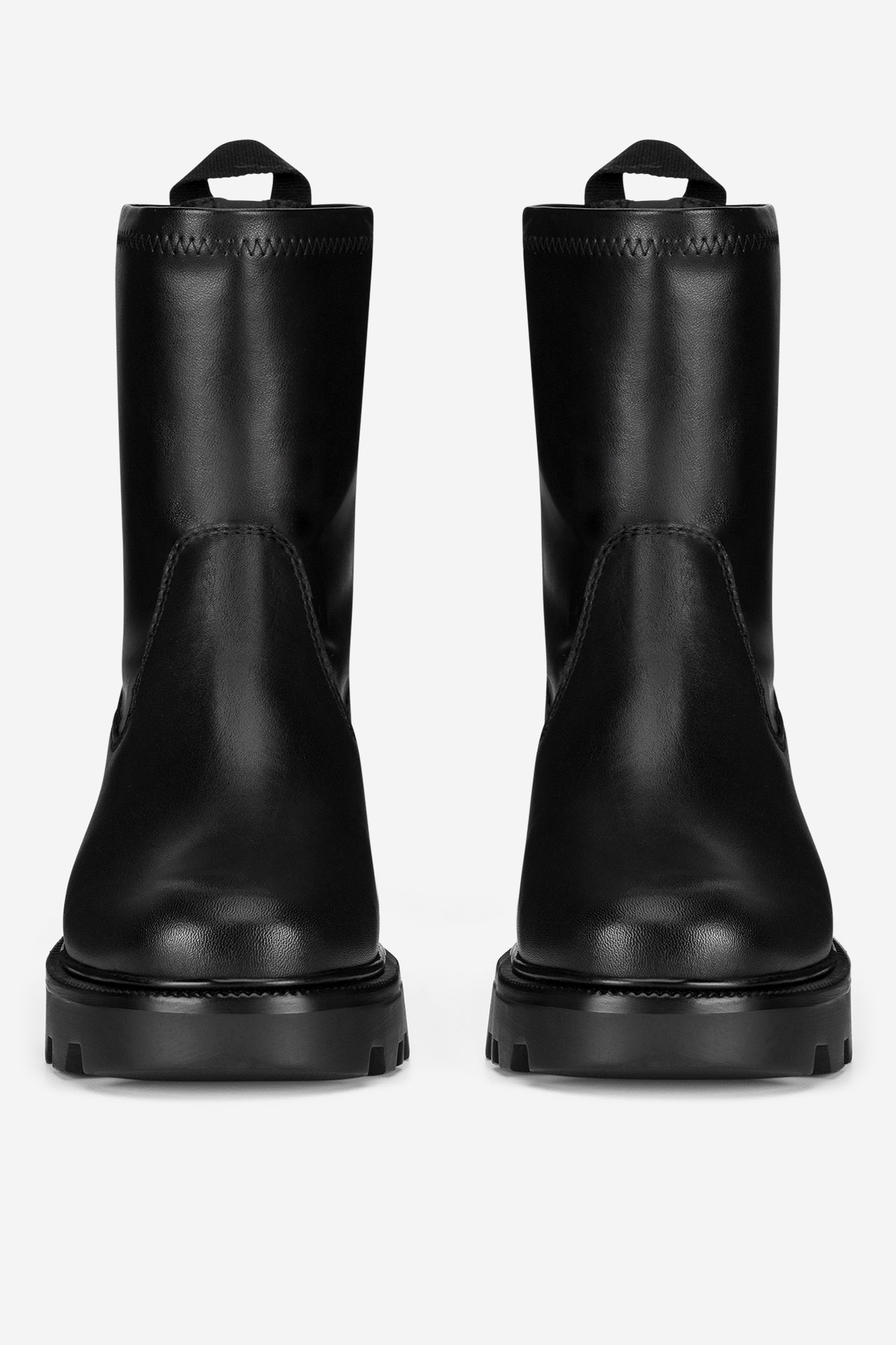 Kotníková obuv ČERNÁ