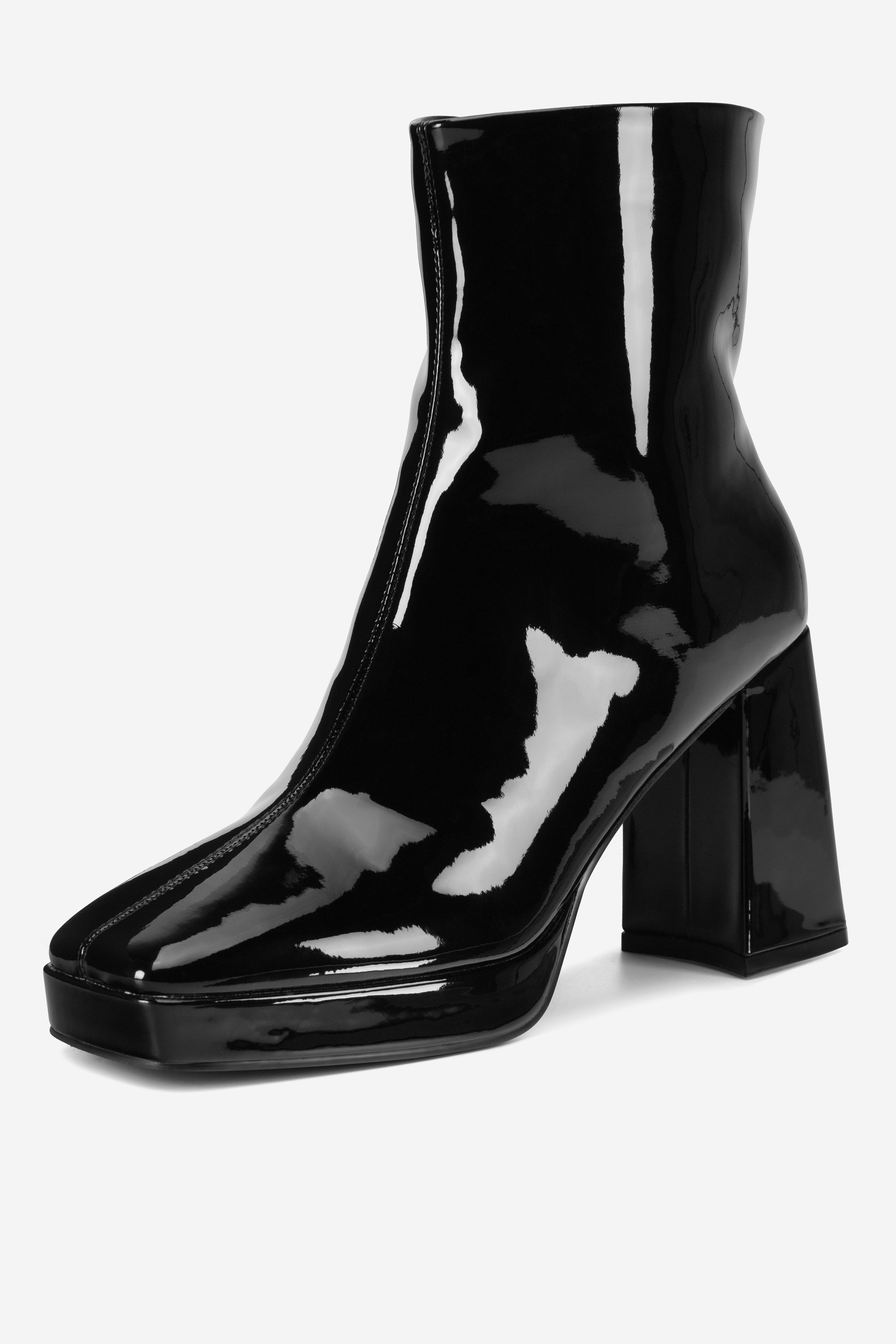 Kotníková obuv ČERNÁ