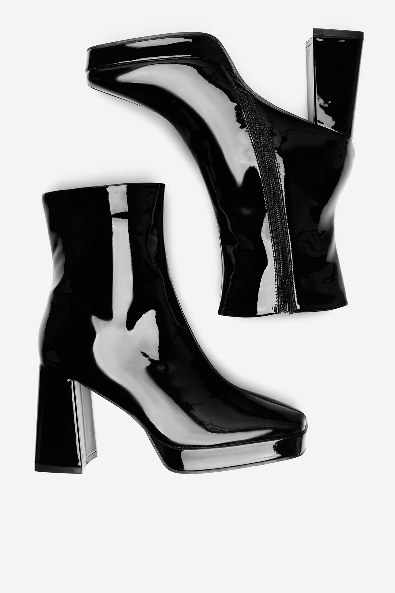 Kotníková obuv ČERNÁ