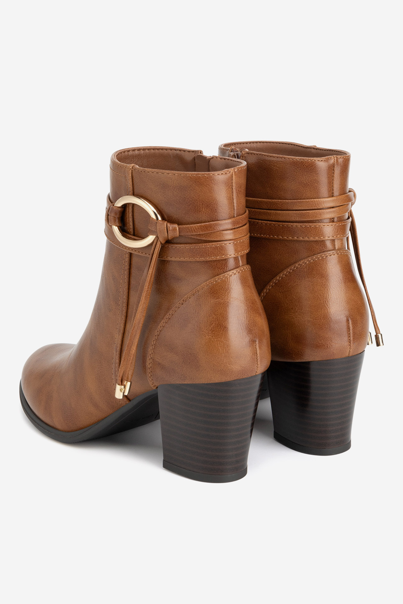 Kotníková obuv CAMEL