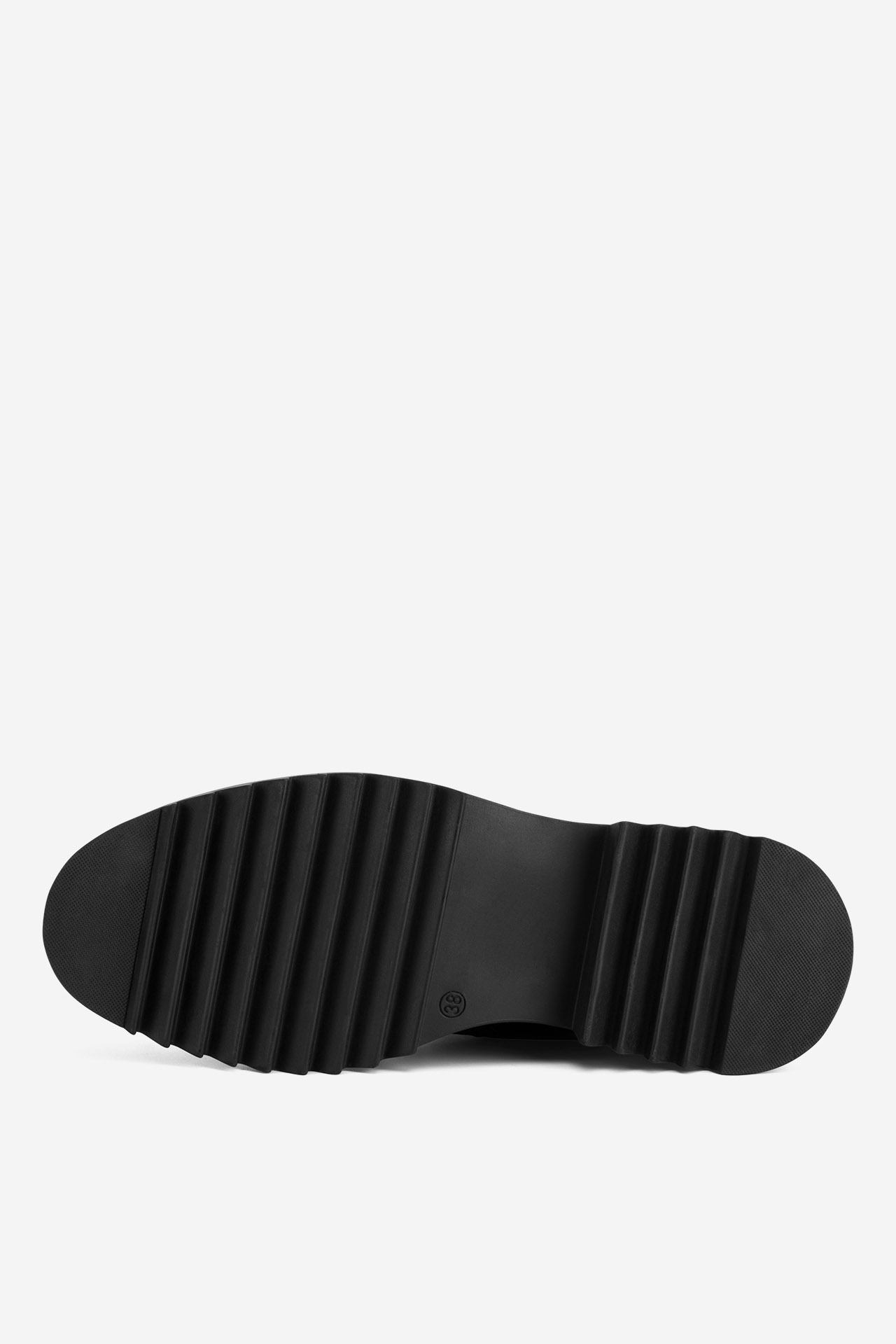 Šněrovací vyšší obuv ČERNÁ