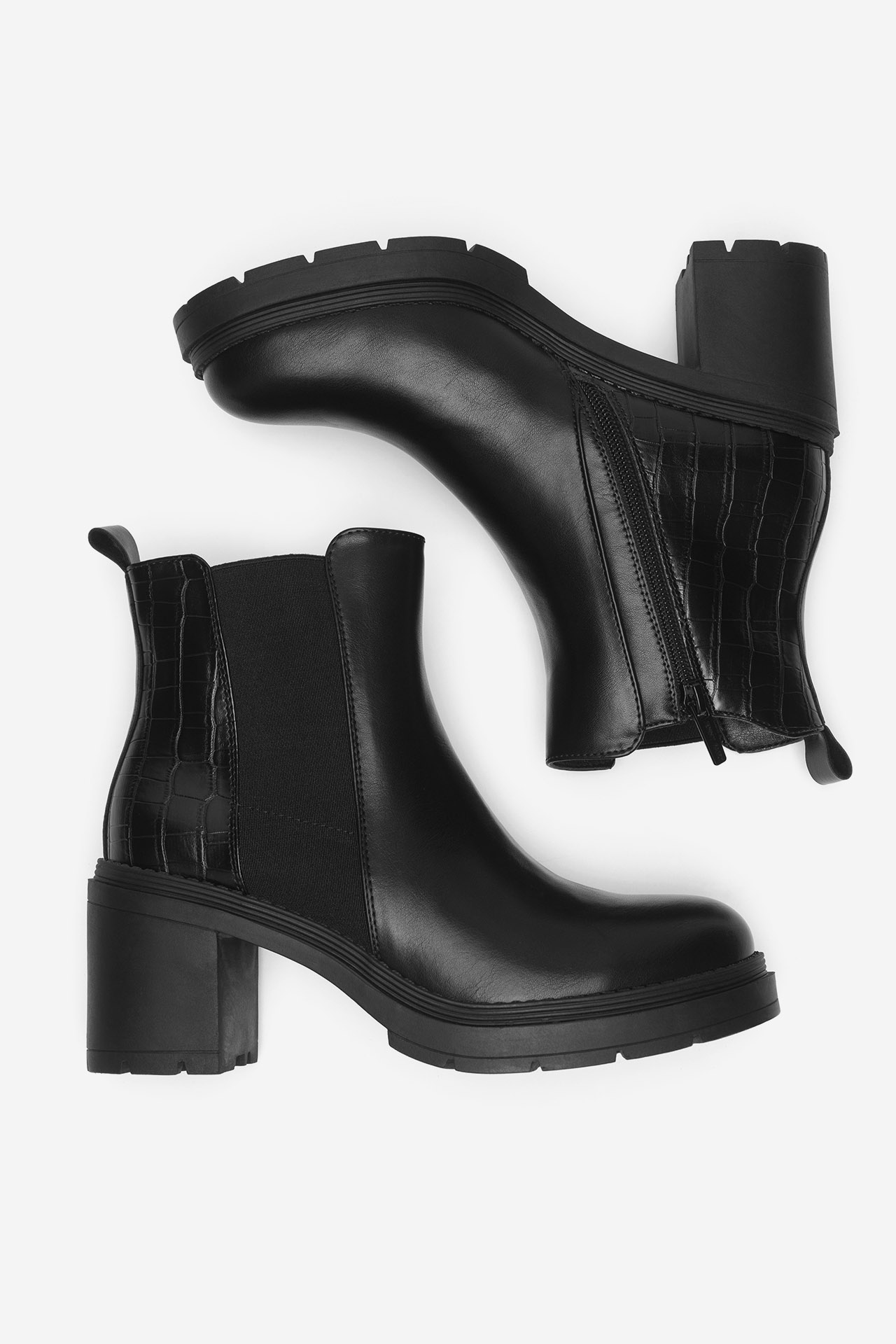 Kotníková obuv ČERNÁ