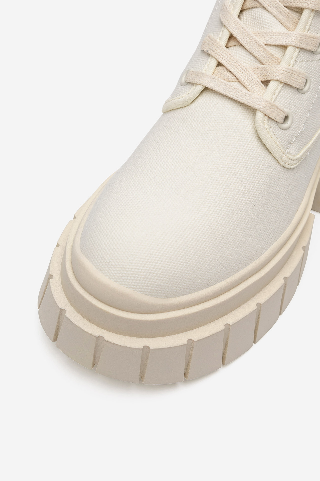 Šněrovací vyšší obuv BÉŽOVÁ