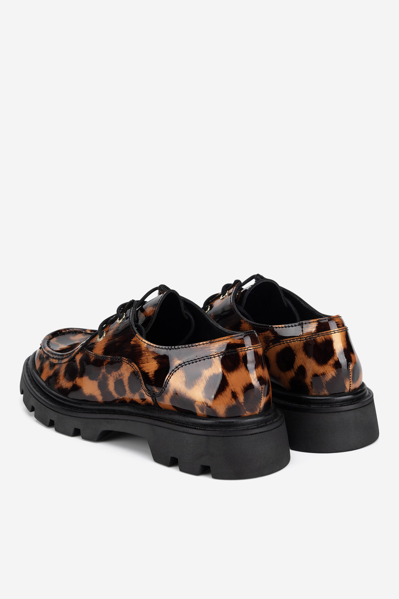 Félcipő SÖTÉTBARNA