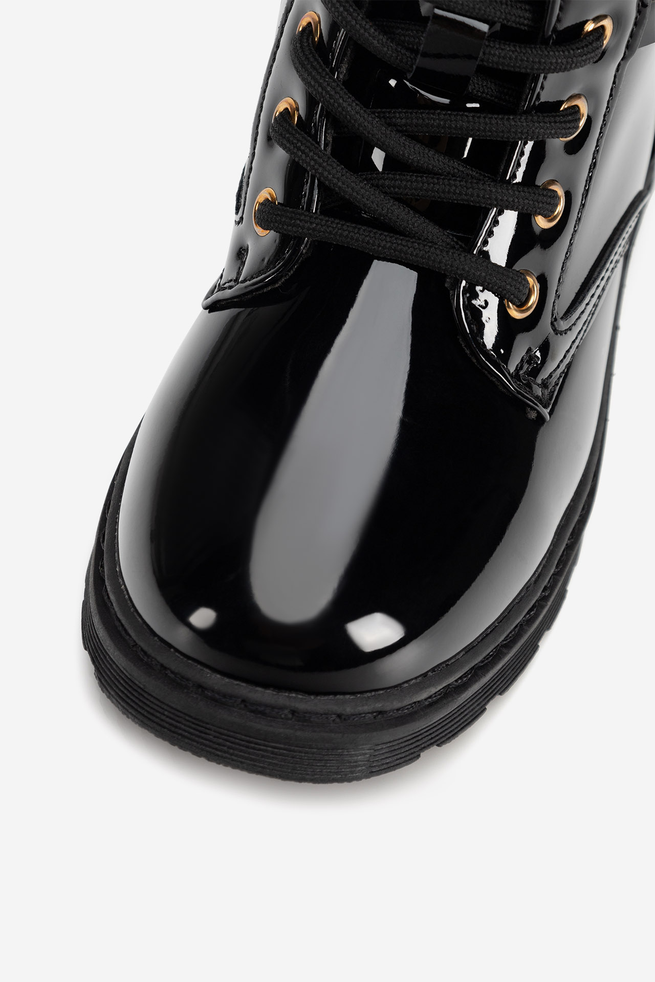 Šnurovacie topánky Čierna