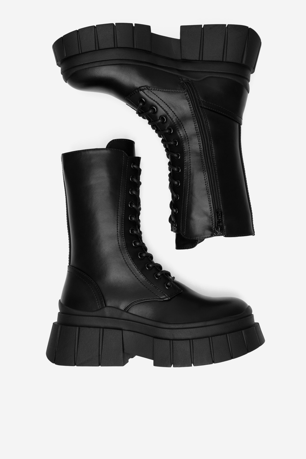 Šněrovací vyšší obuv ČERNÁ