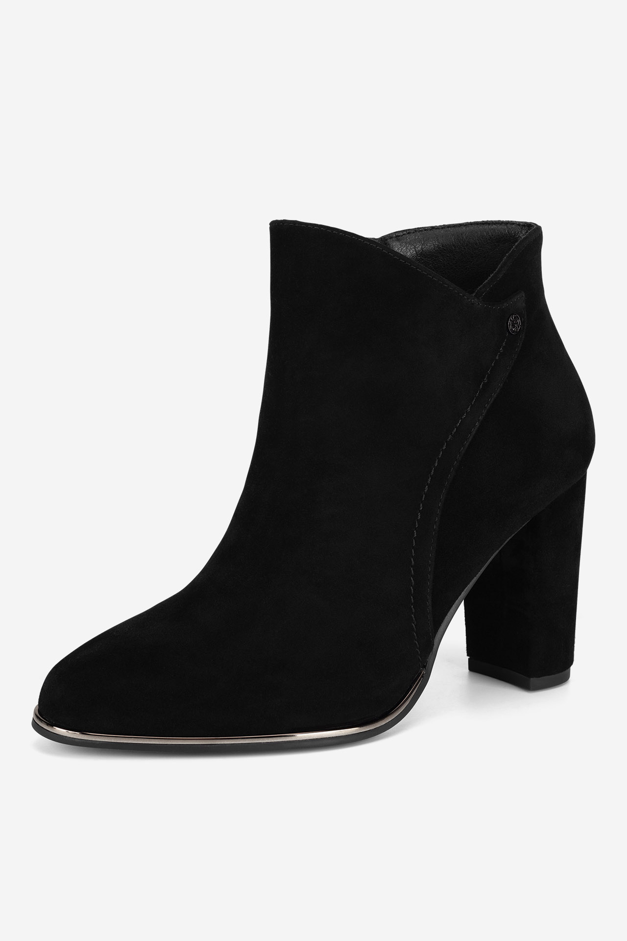 Kotníková obuv ČERNÁ