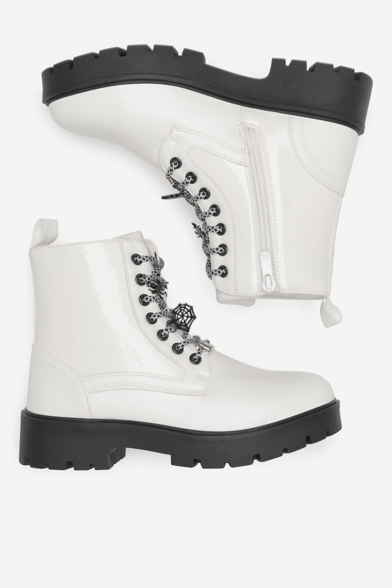 Šněrovací vyšší obuv BÍLÁ