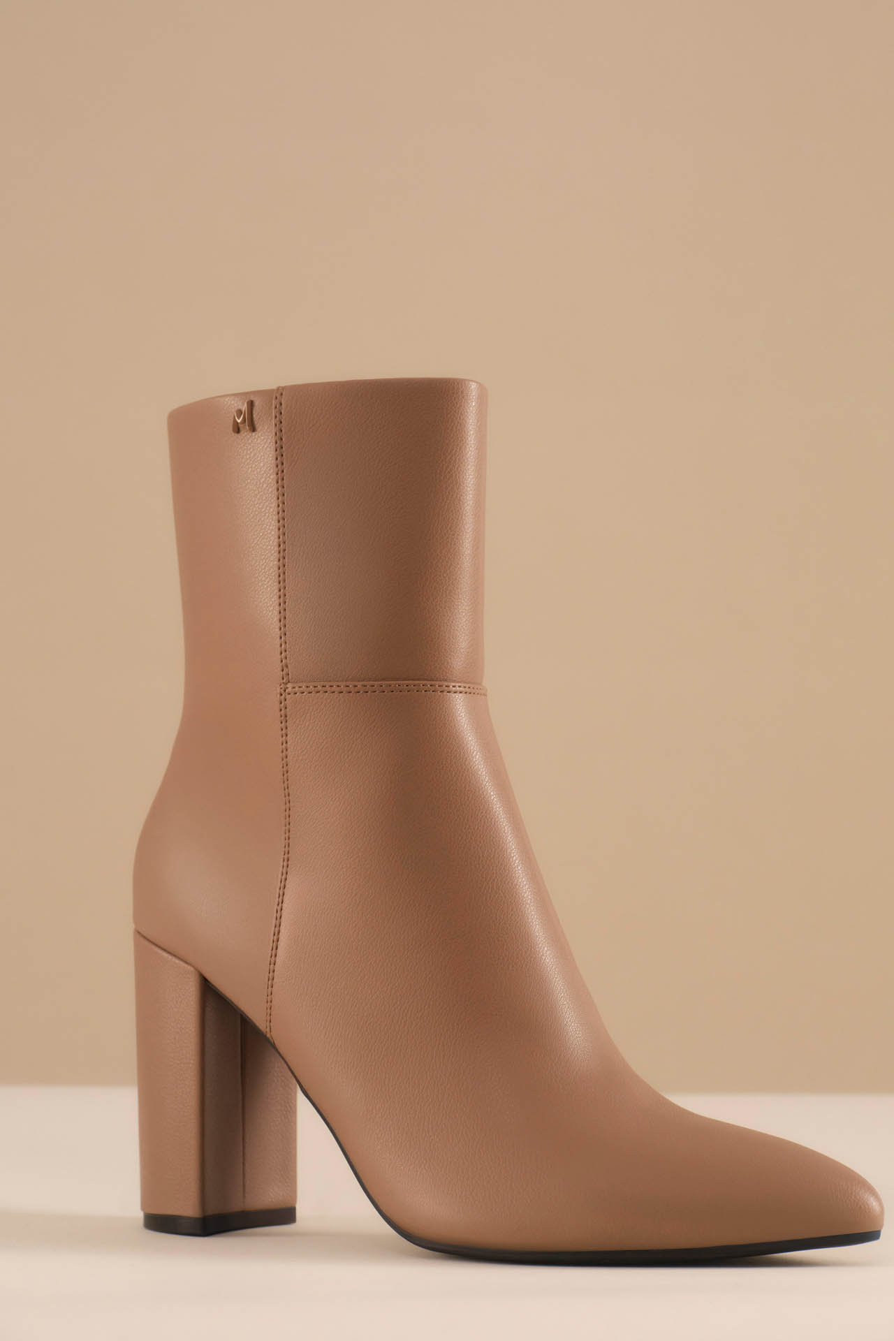 Kotníková obuv BÉŽOVÁ