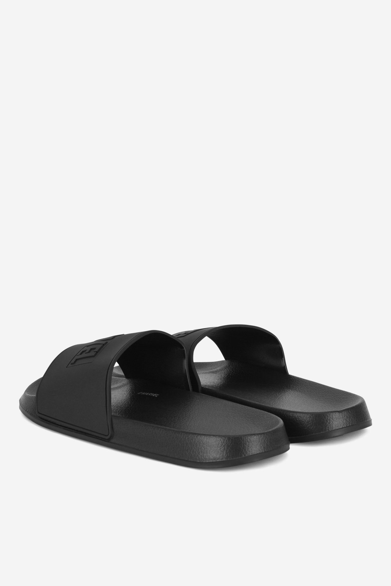 Strandpapucs FEKETE