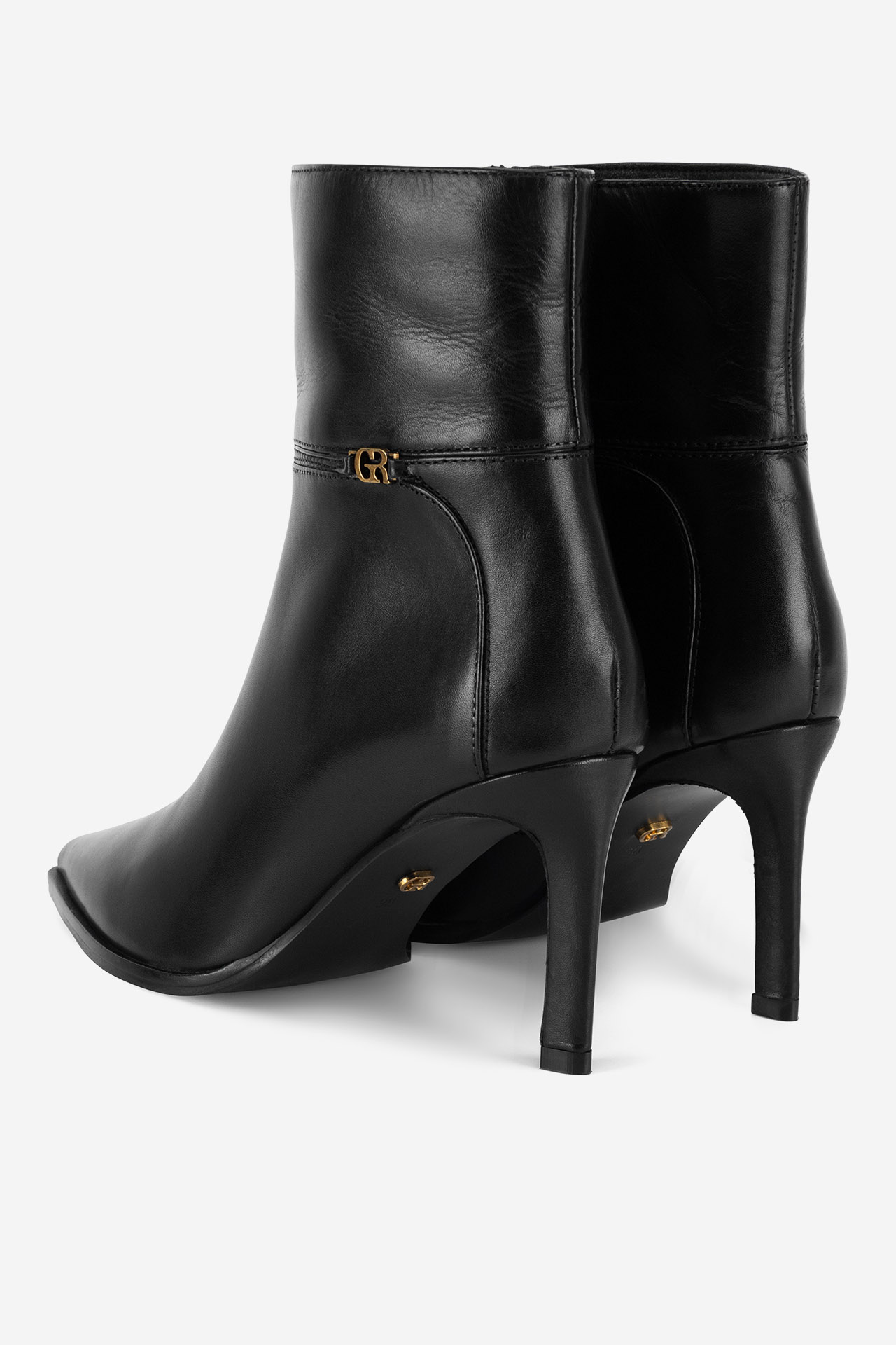 Kotníková obuv ČERNÁ