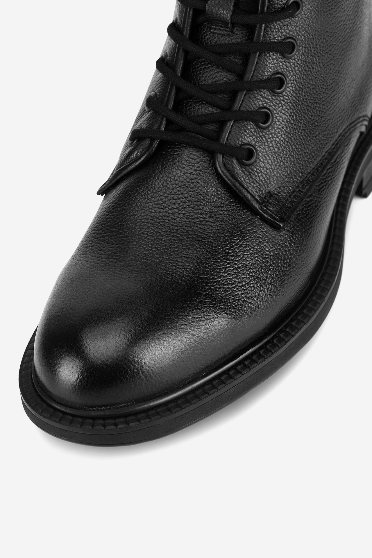 Gležnjarji z vezalkami Črna