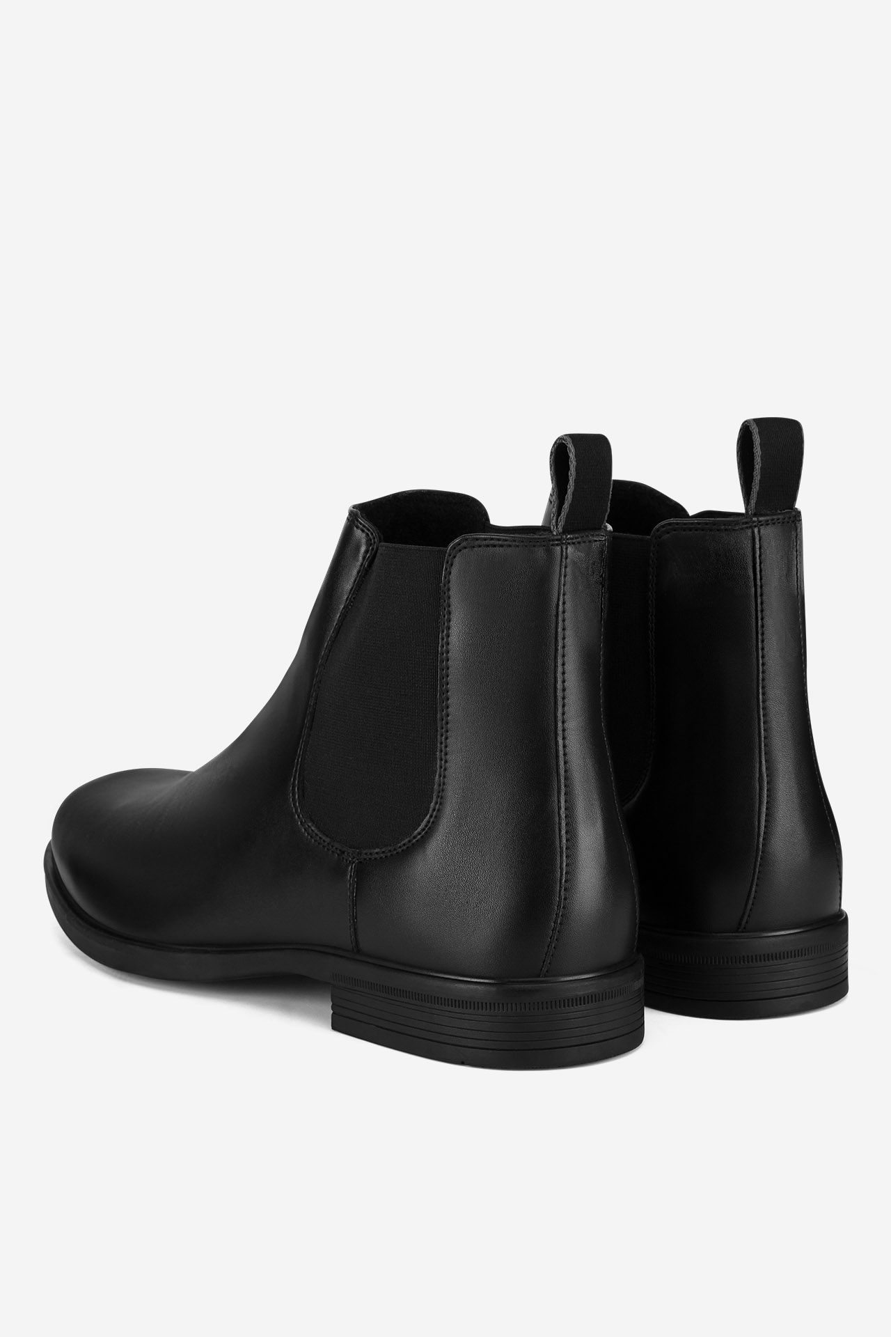 Gležnjarji chelsea Črna