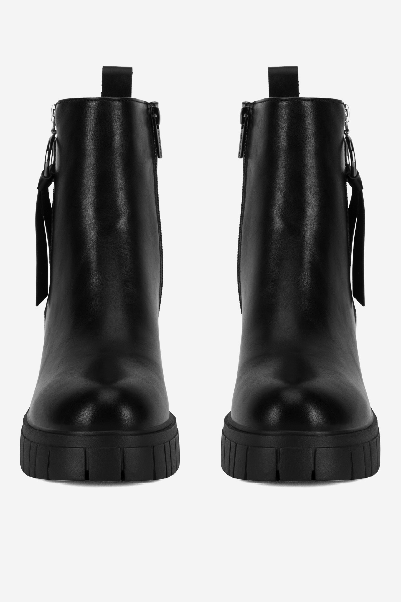 Kotníková obuv ČERNÁ