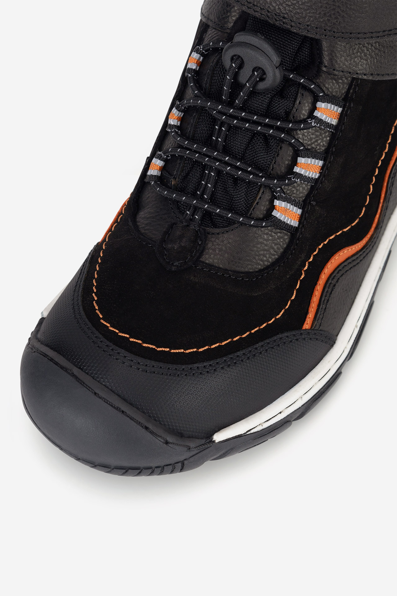 Šněrovací vyšší obuv ČERNÁ