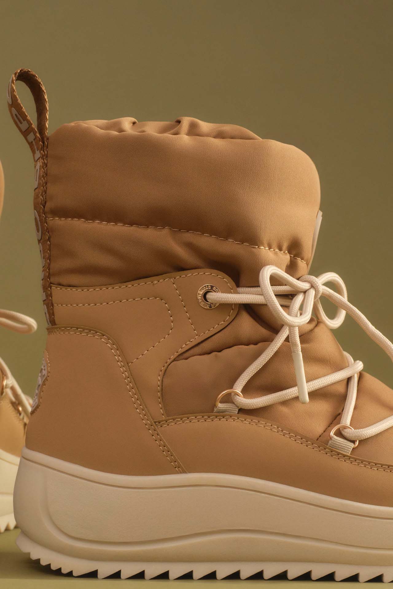 Snehule Tmavo béžová