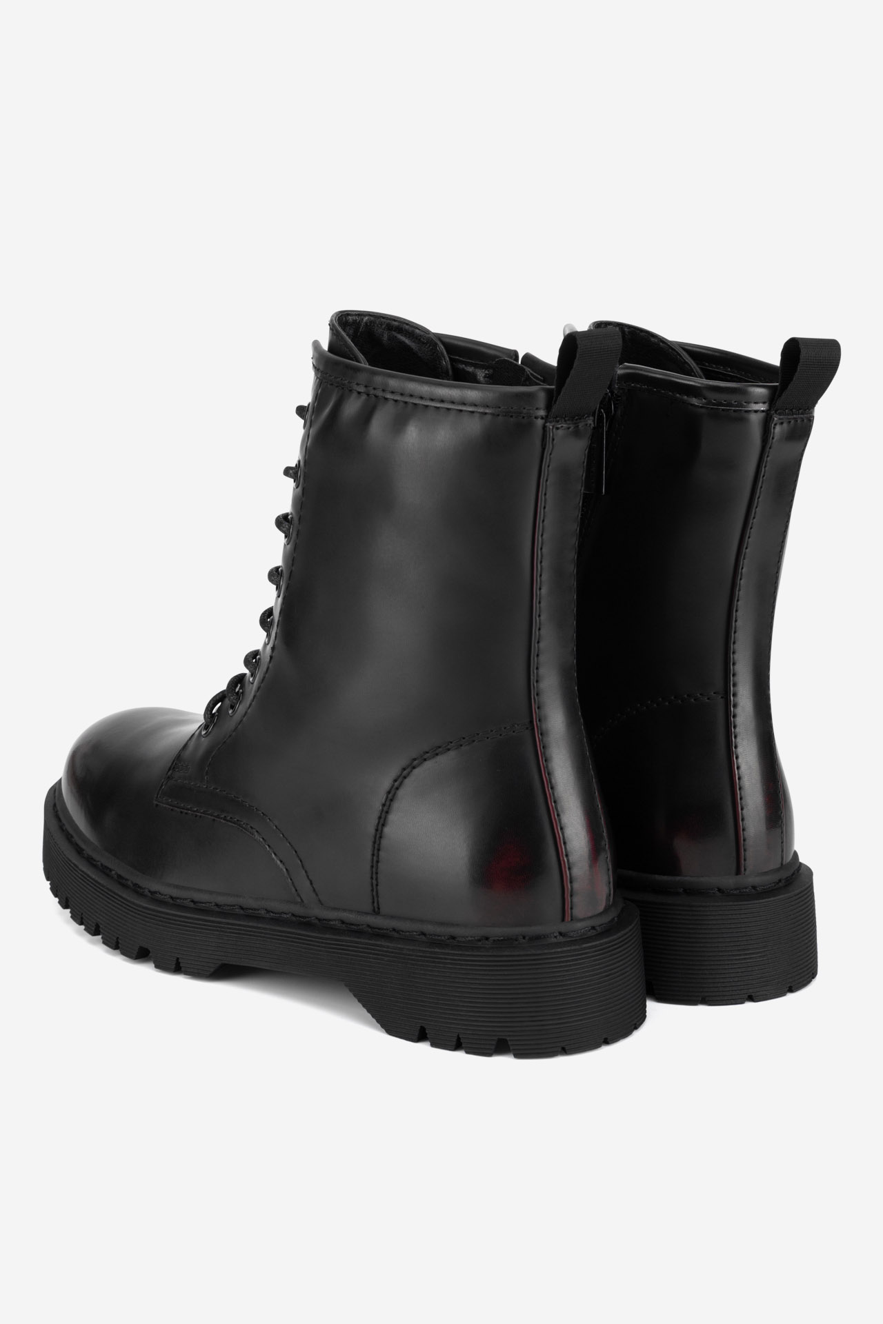 Šněrovací vyšší obuv BORDÓ