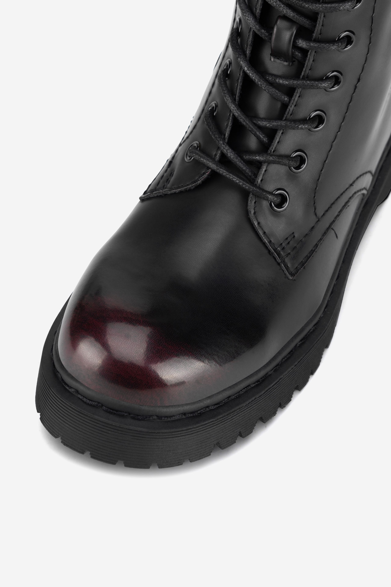 Šněrovací vyšší obuv BORDÓ