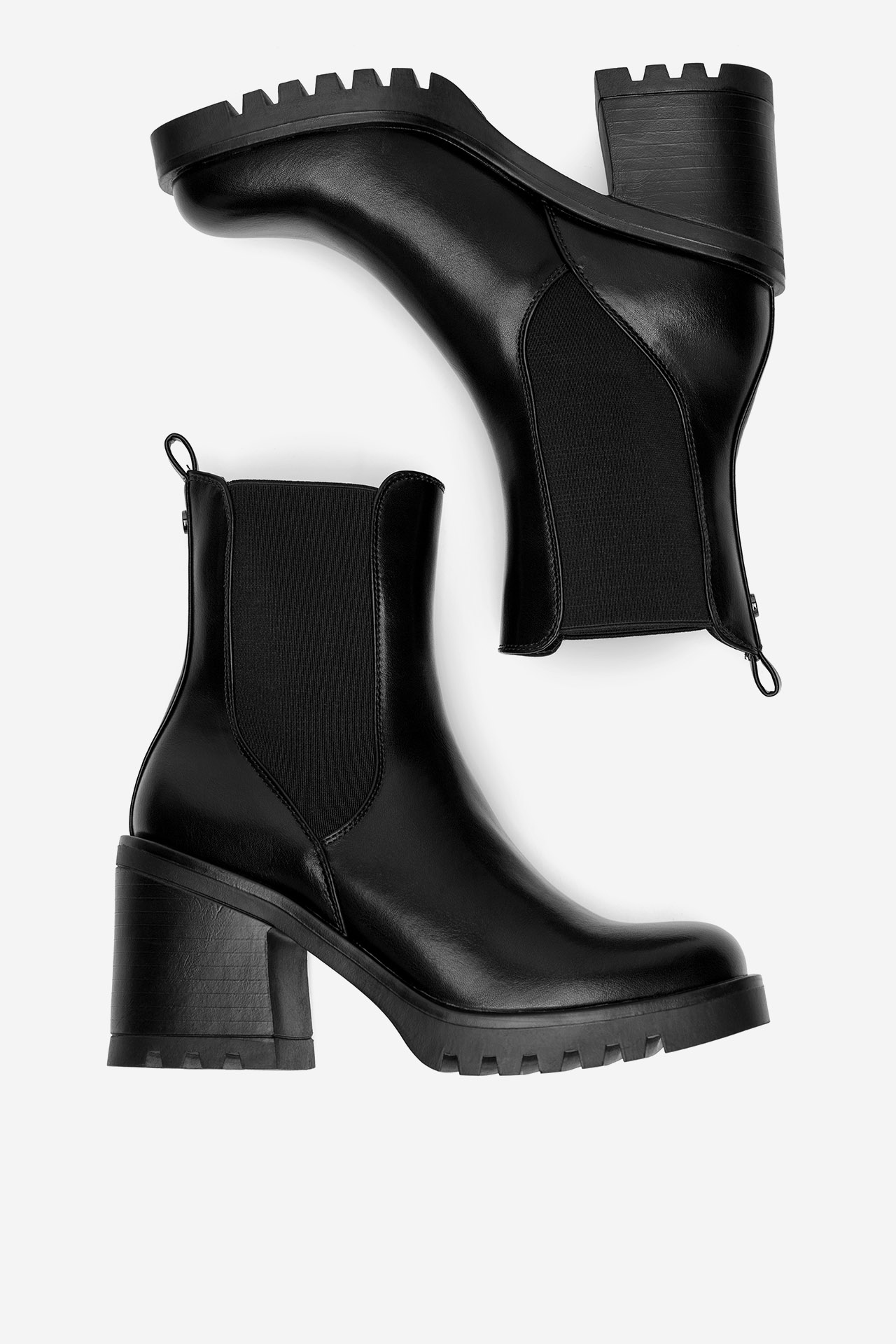 Kotníková obuv ČERNÁ