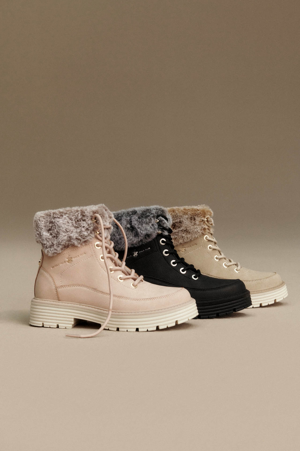 Šněrovací vyšší obuv BÉŽOVÁ