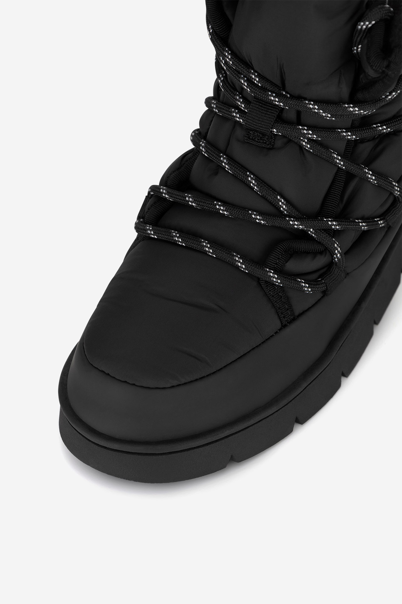 Škornji za sneg Črna