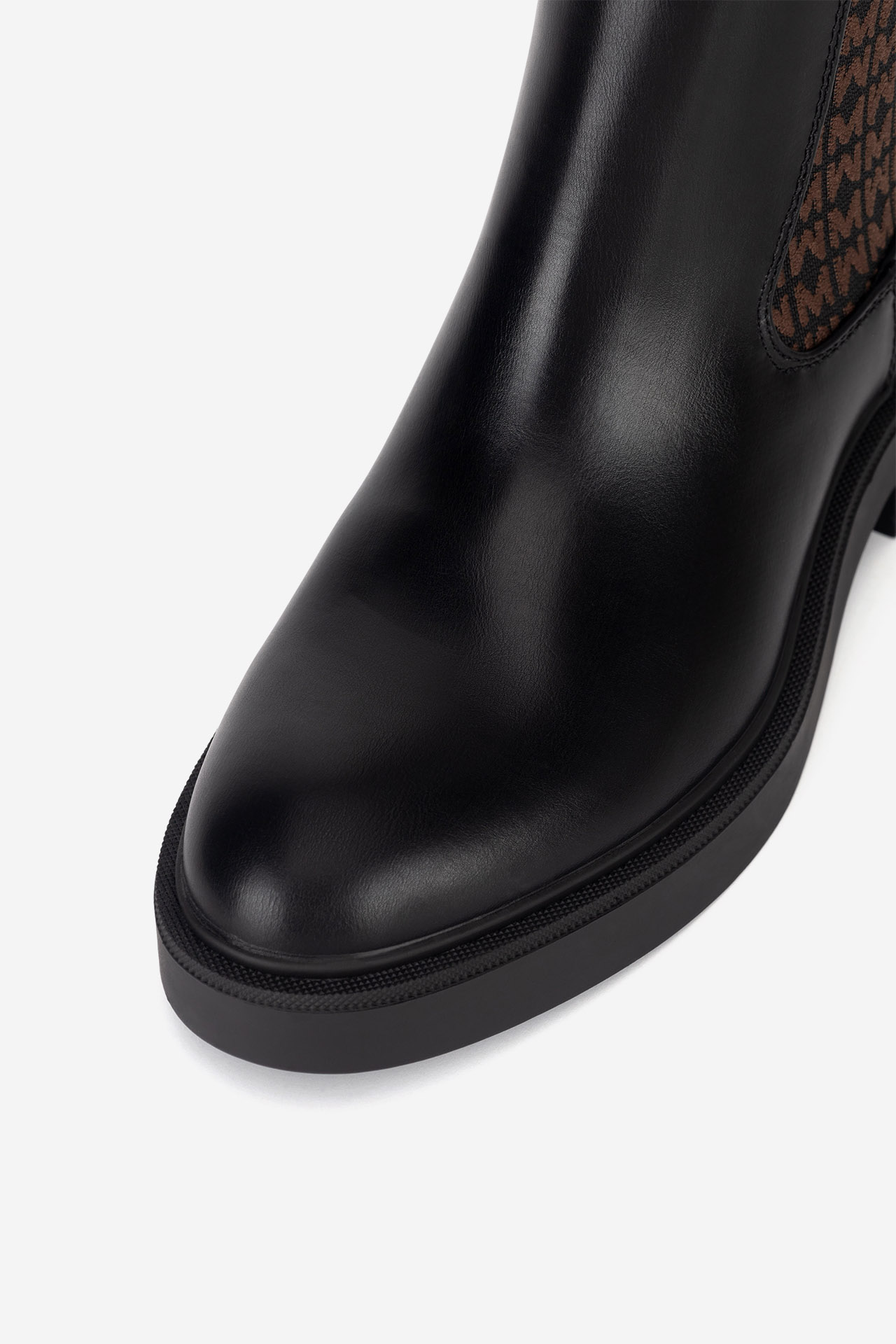 Kotníková obuv ČERNÁ