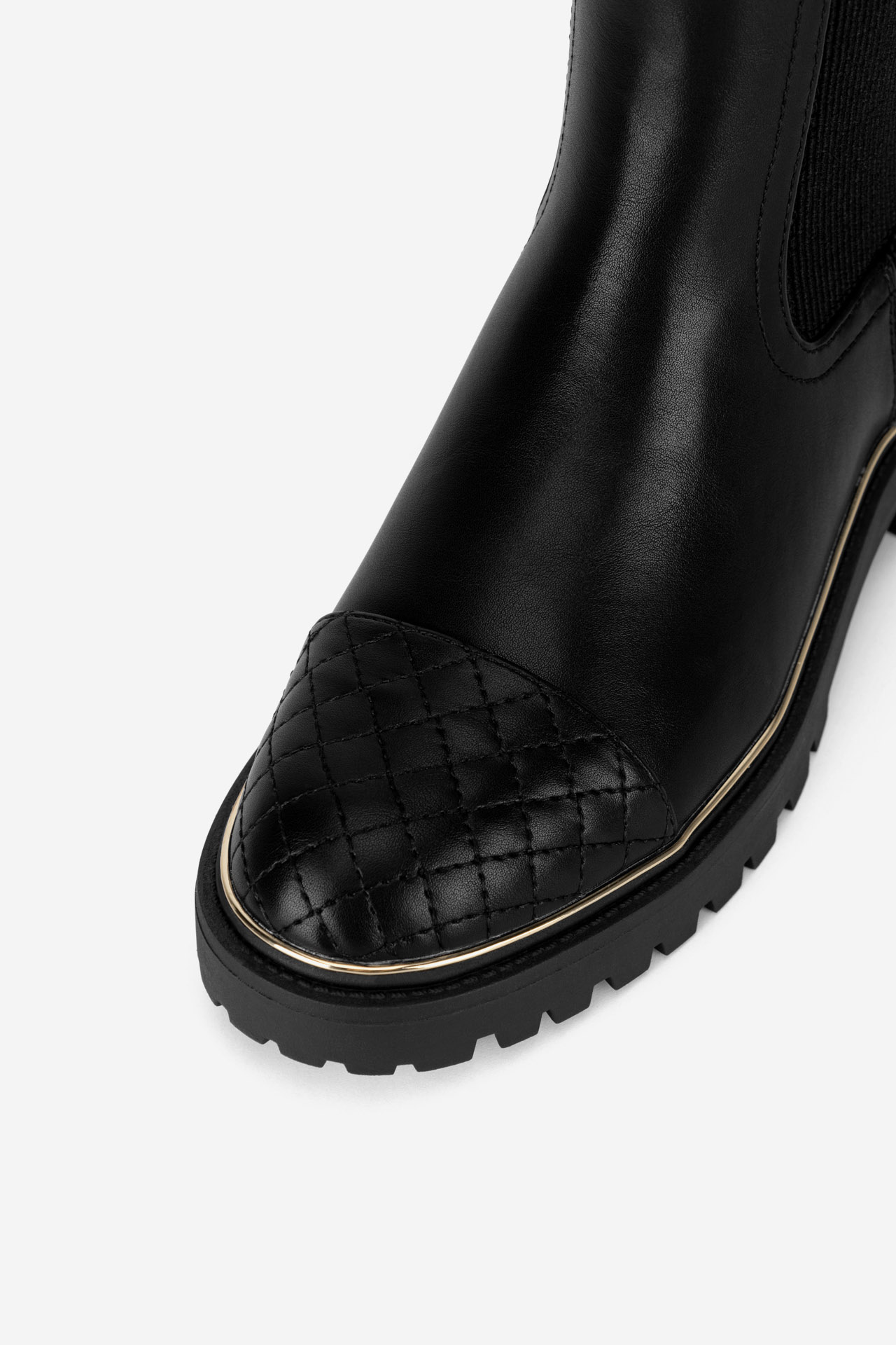 Kotníková obuv ČERNÁ