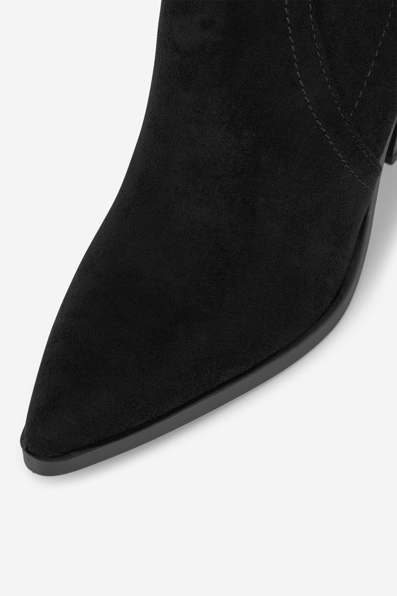 Kotníková obuv ČERNÁ