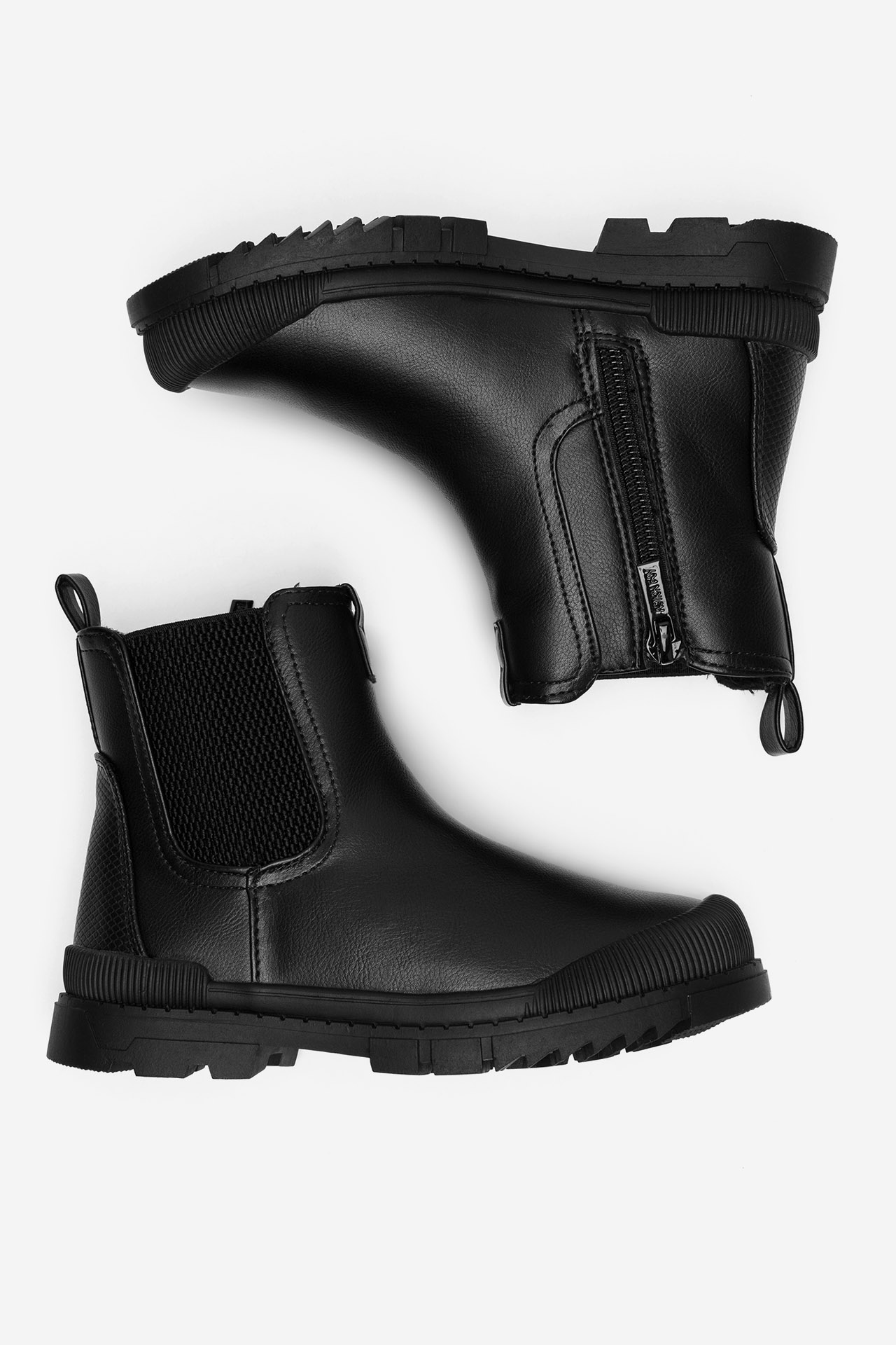 Kotníková obuv ČERNÁ