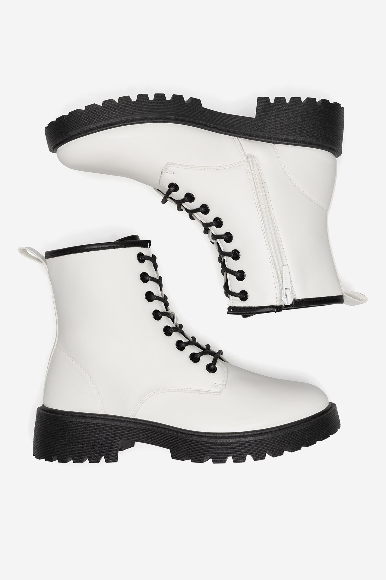 Šněrovací vyšší obuv BÍLÁ