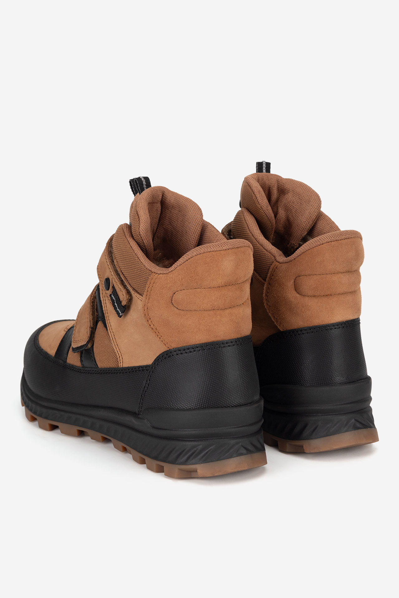 Šněrovací vyšší obuv CAMEL