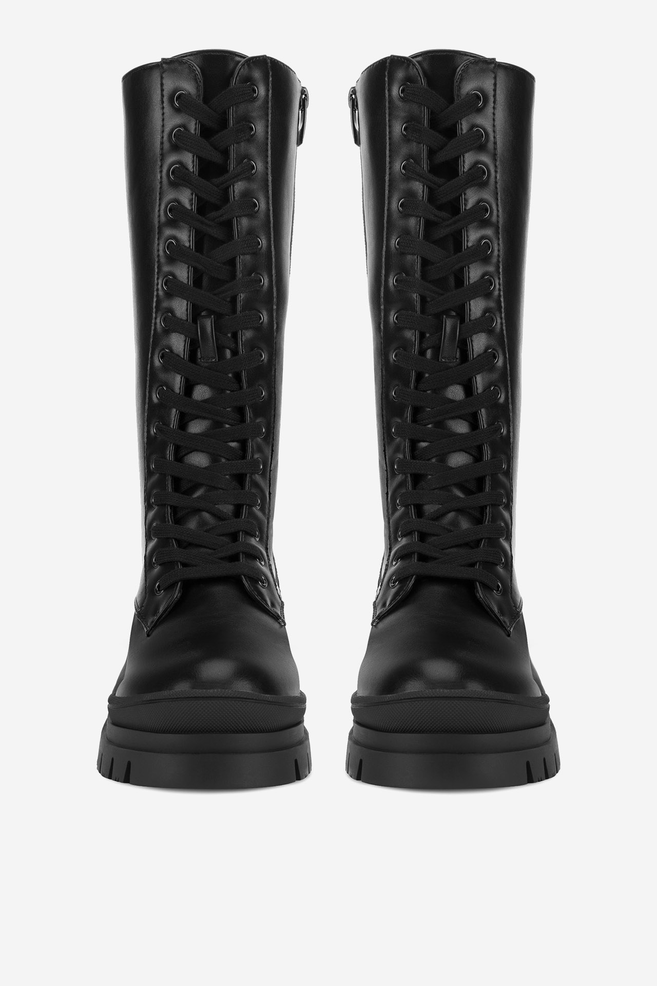 Šnurovacie topánky Čierna