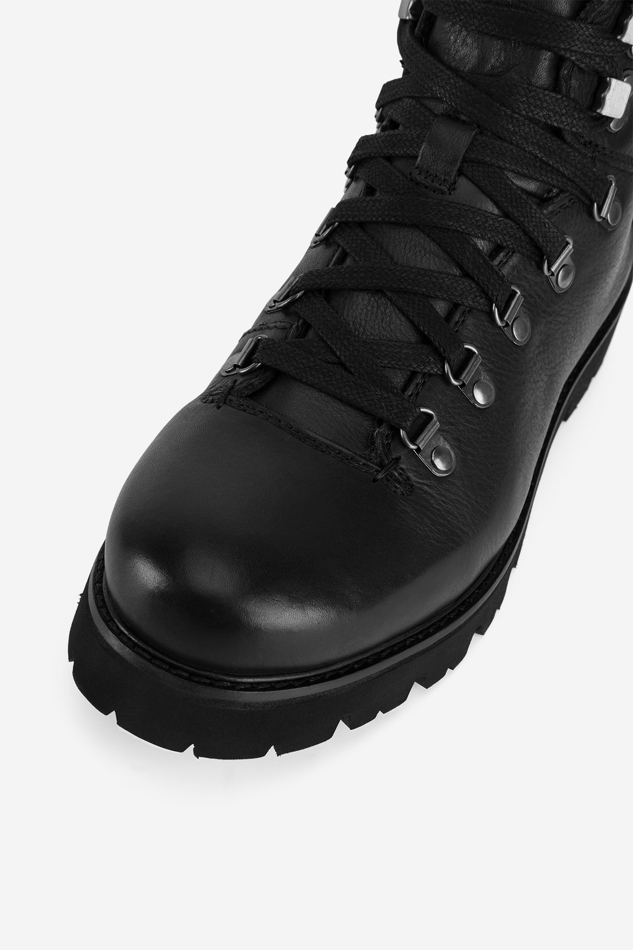 Šněrovací vyšší obuv ČERNÁ