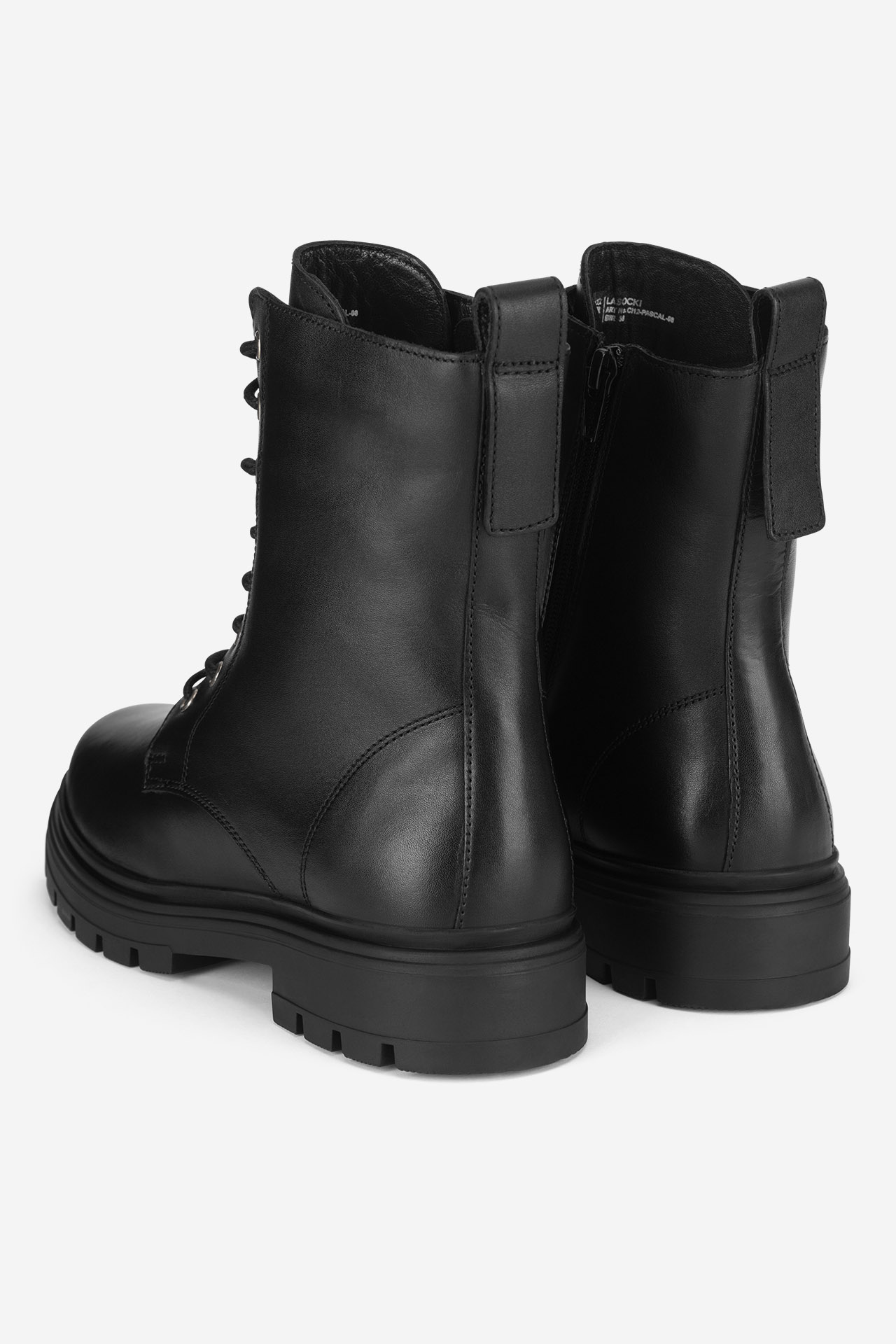 Gležnjarji z vezalkami Črna